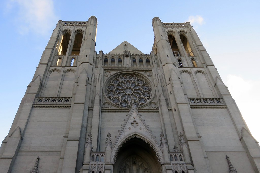 Sound meditation session at Grace Cathedral
